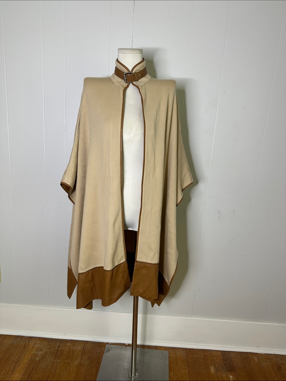 Ralph Lauren Purple Label Equestrian Leather Trim Cashmere Cape As Is